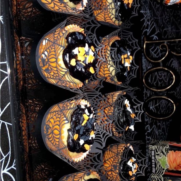 meet the seller🕸️ - Picture 2 of 4